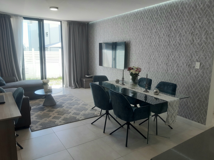2 Bedroom Property for Sale in Summerstrand Eastern Cape